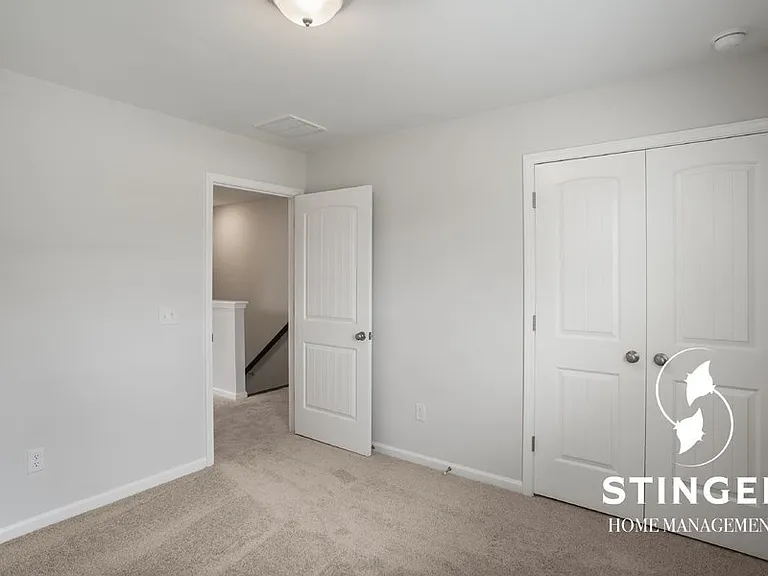 103 Grange Ln — Photo 33