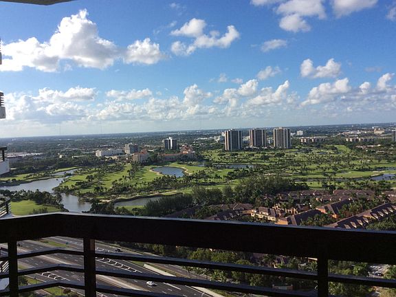 5th image of 3500 Mystic Pointe Dr APT 3305