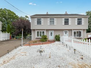 201 High Ridge Dr, Bridgeport, CT 06606