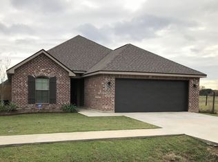 107 White Stripe Cv, Carencro, LA 70520