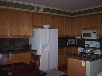 2nd image of 281 Jessica Ln