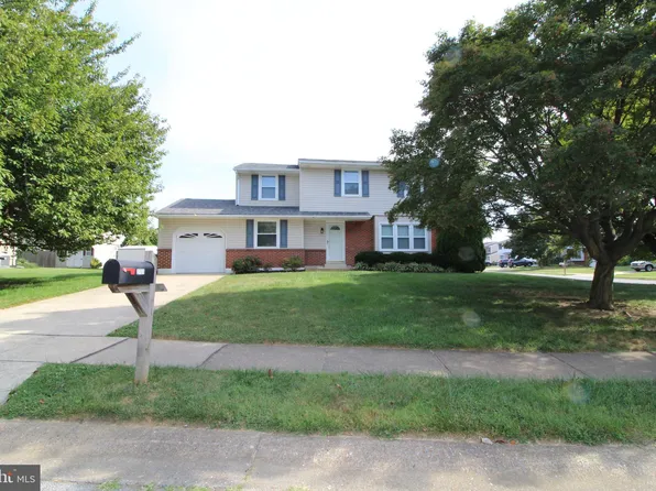 2701 Taney Ln, Wilmington, DE 19810