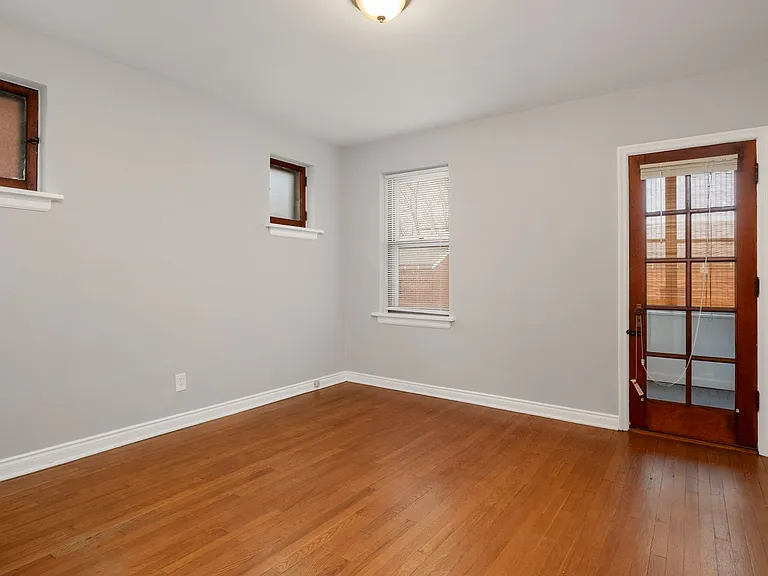 4951 Parker Ave #1F — Photo 12