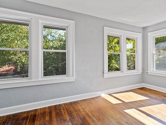 4th image of 5621 Highland Ave