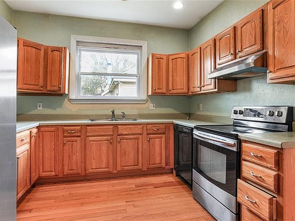 4th image of 4644 Mandeville St