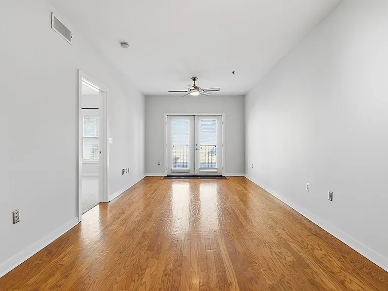 1803 Broadway #519 — Photo 7