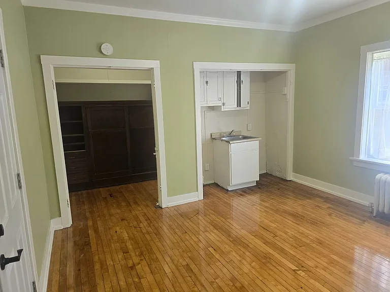 922 Fulton St — Photo 3