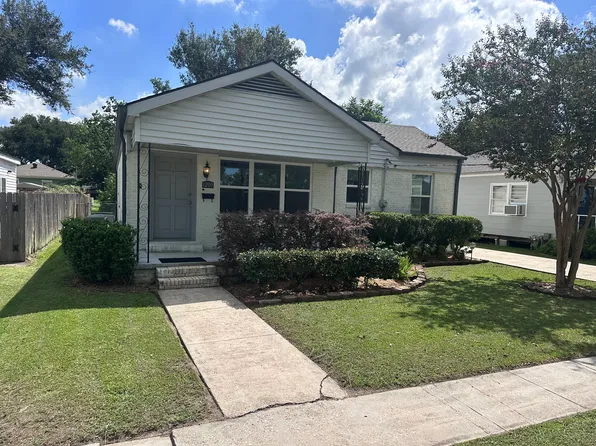 1209 Tetreau St, Thibodaux, LA 70301