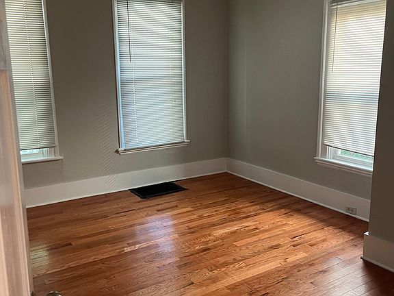 4th image of 42 Lexington Ave NW APT 1