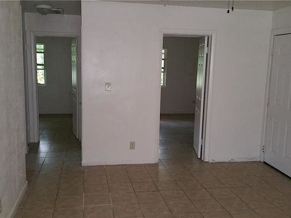 3rd image of 2334 Maltby Ave APT 4