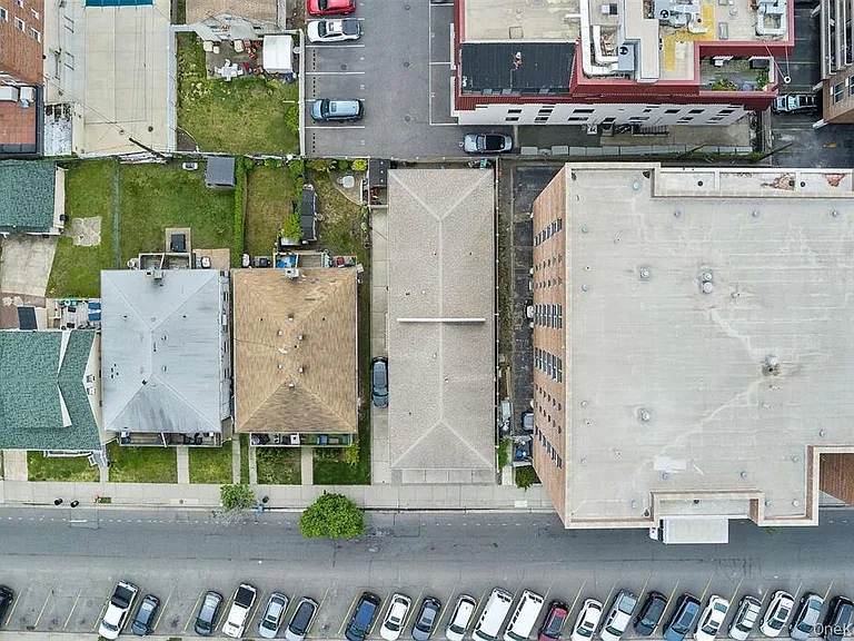 434 E Broadway #A — Photo 20