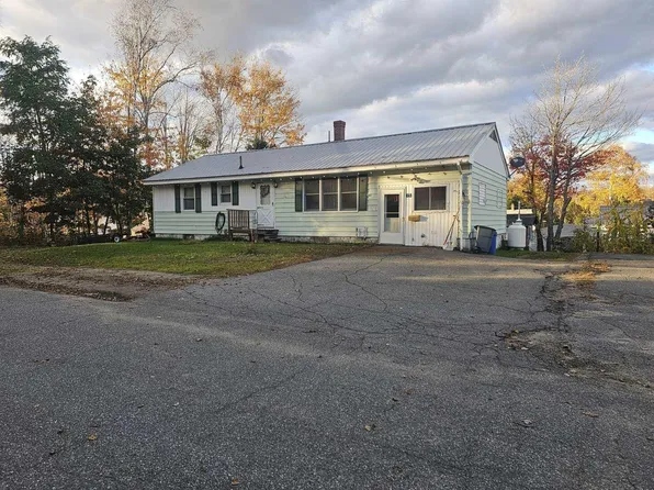 15 Middle Street, Millinocket, ME 04462
