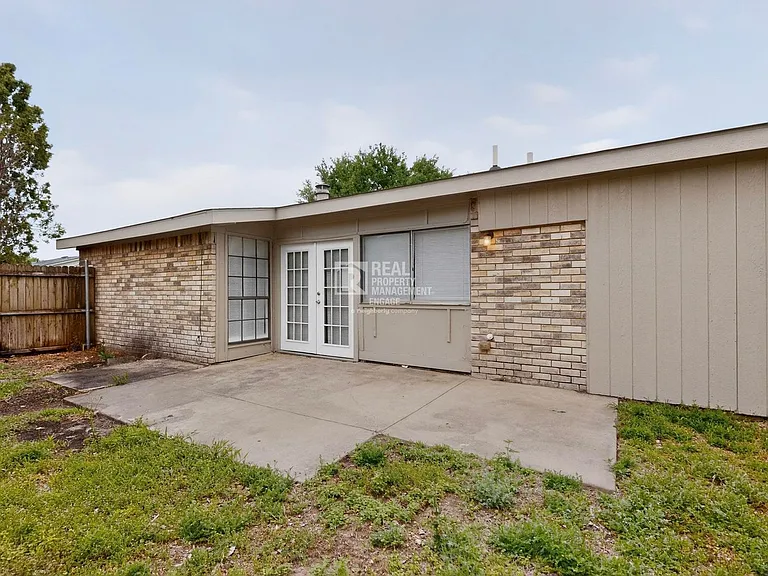 5217 Aberdean Trl — Photo 34