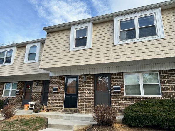 512 Silver Ct