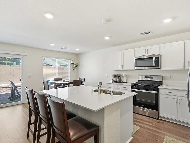1502 Brianna Falls Dr — Photo 5