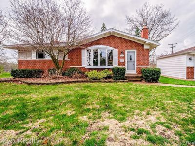 29737 Shacket St, Westland, MI, 48185
