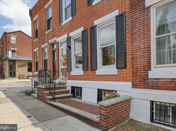 2602 Pine St, Philadelphia, PA 19103