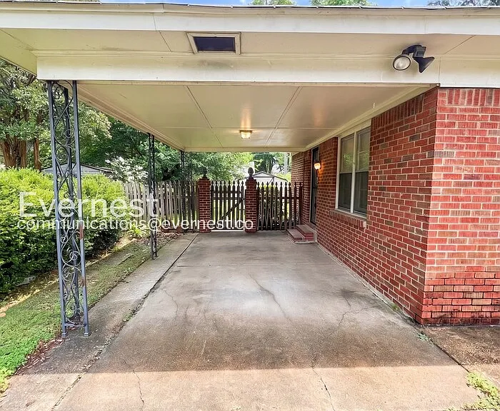 4984 Welchshire Ave — Photo 18