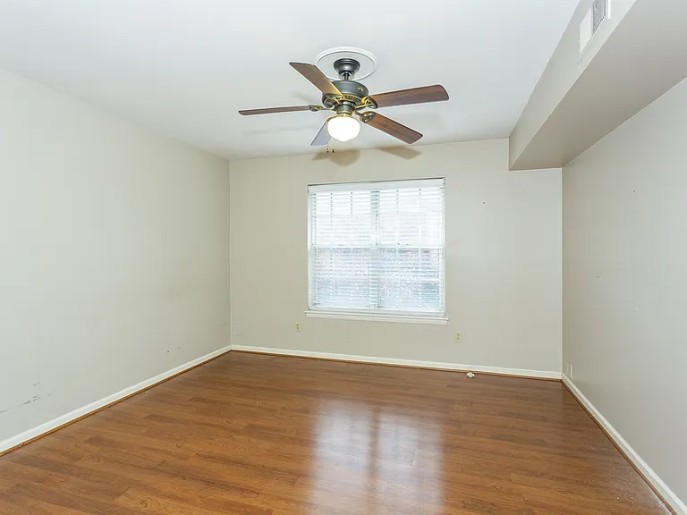 2014 Montreat Pkwy #D — Photo 8