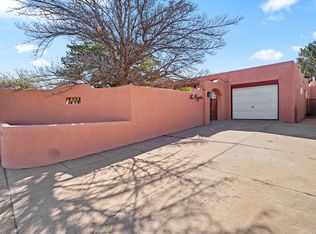 914 Rio Vista St, Santa Fe, NM 87501