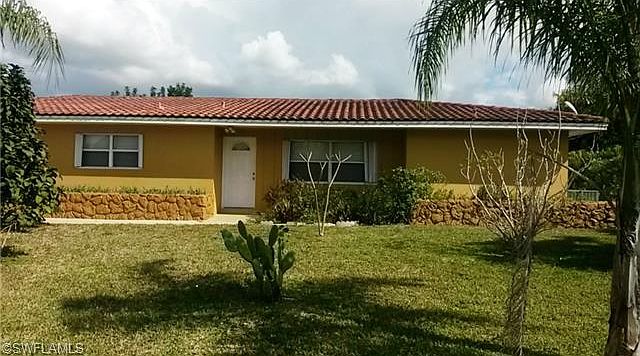 1st image of 211 Lake Dr