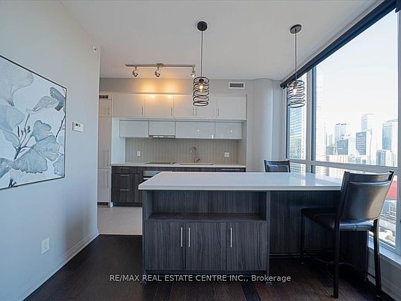 4th image of 8 Mercer St Unit 2808