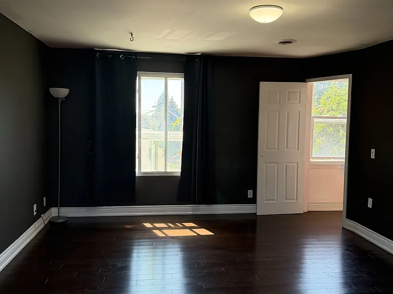 983 Victoria Park Ave #2 — Photo 4