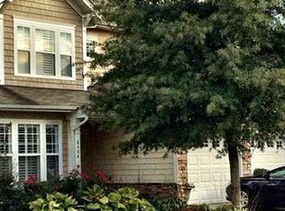 8404 Brookings Dr, Charlotte, NC 28269