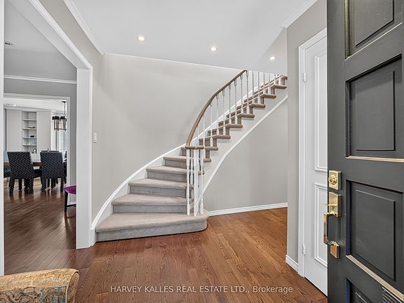 5th image of 23 Pinnacle Rd