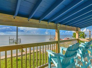 11708 Sportsman Rd, Galveston, TX 77554