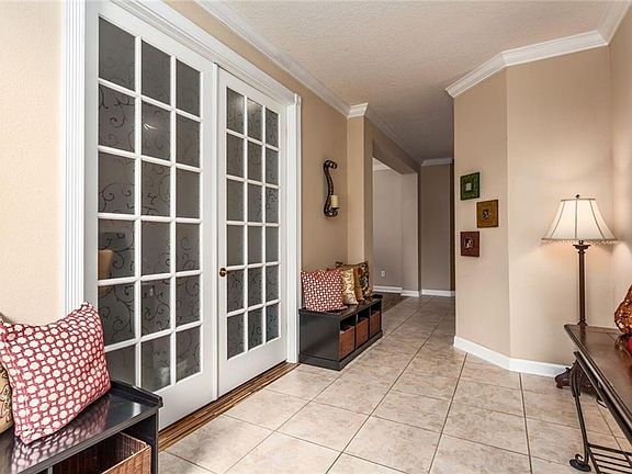 3rd image of 269 Via Siena Ln