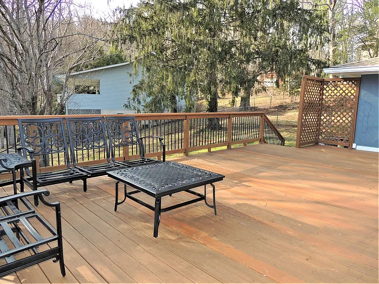 4 Weston Ln — Photo 24