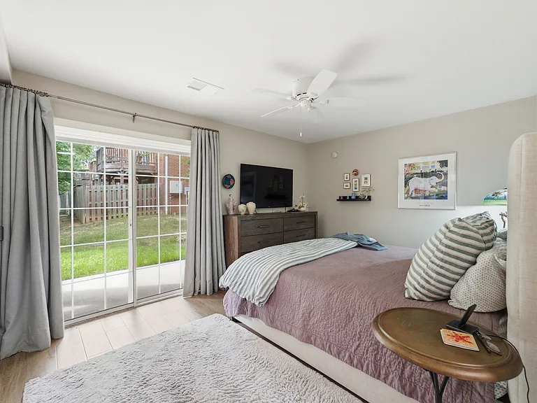 6932 Fairfax Dr #100 — Photo 23