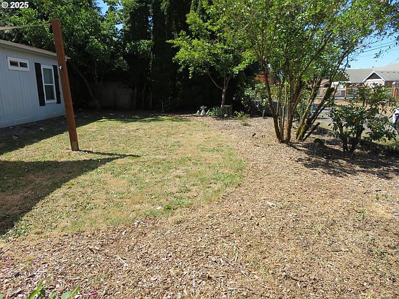 5th image of 14130 SW Patricia Ave