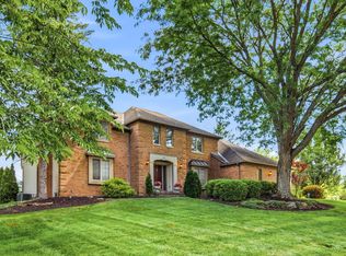145 Valley Run Dr, Powell, OH 43065