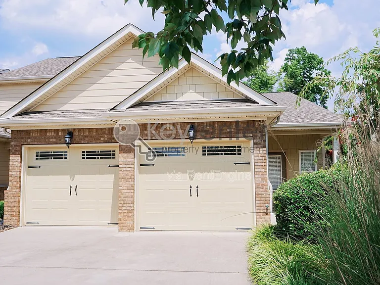 5410 Mandarin Cir — Photo 24