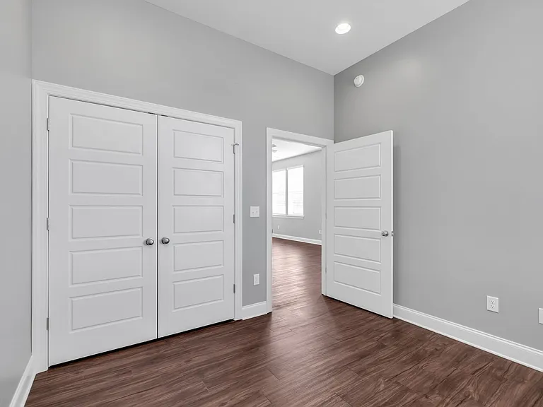 2105 Bailey Ave — Photo 12