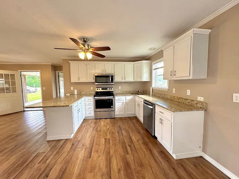1190 Carnes Rd — Photo 21