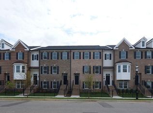 10 River St, Red Bank, NJ 07701