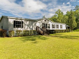 91 Cherokee Dr, Sopchoppy, FL 32358