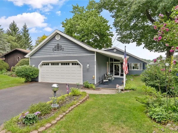 855 Forest Ave, Fulton, NY 13069