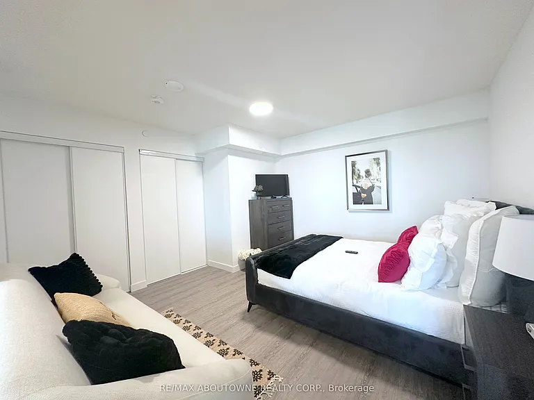 375 South St #630 — Photo 9