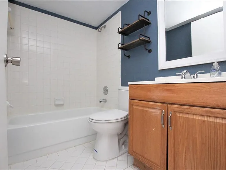3413 NW 44th St #107 — Photo 23