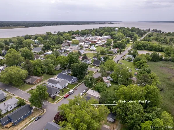 1027 Kirby St, West Point, VA 23181