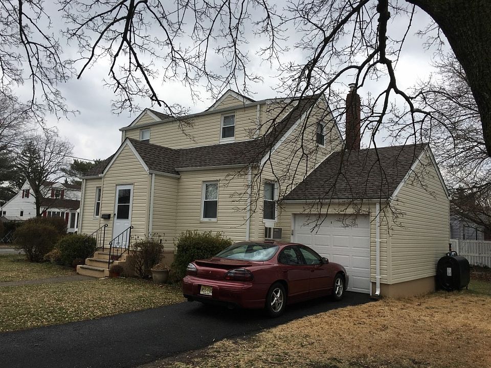 1st image of 39-28 Berdan Ave