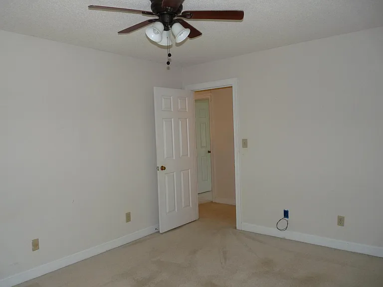 10700 Marabou Ct — Photo 18