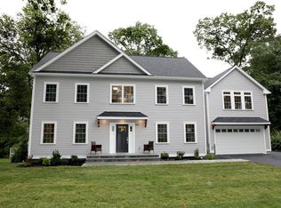 209 Greenwood Rd, Andover, MA 01810