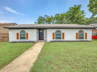 2035 Abshire Ln, Dallas, TX 75228