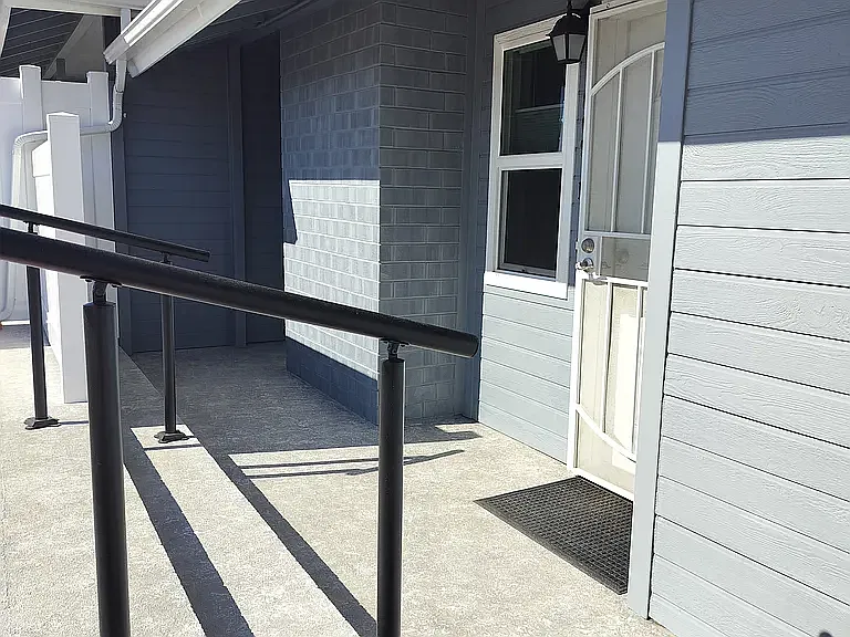 2 bed, 800 sqft, $2,850 — Photo 1