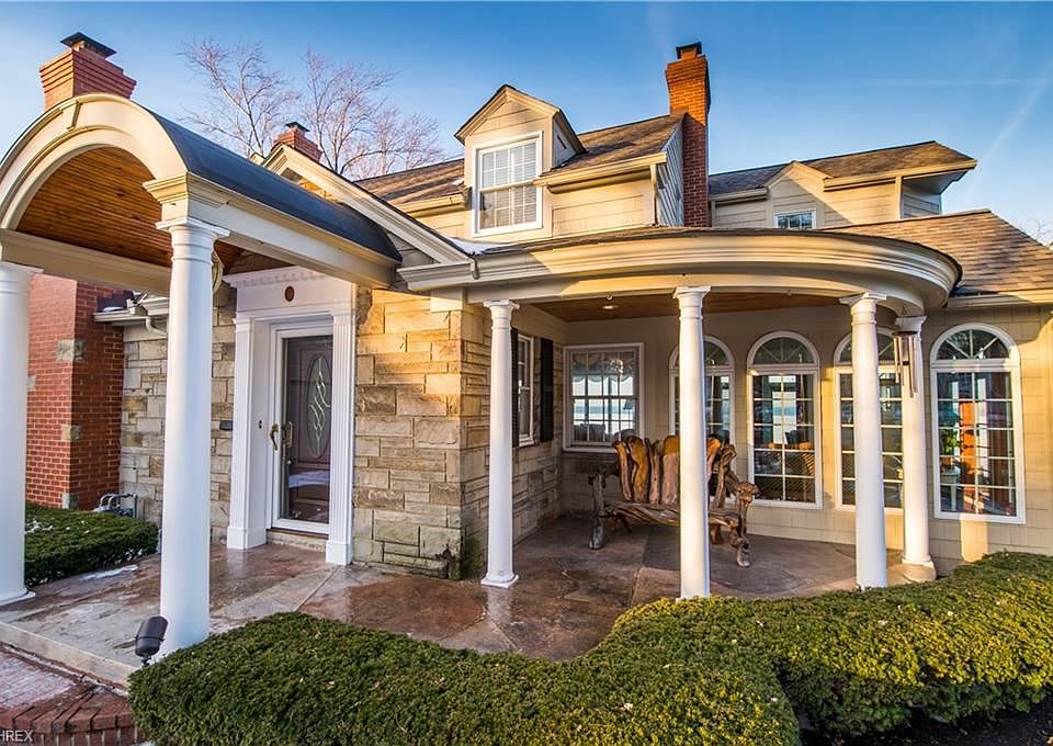 29128 Lake Rd, Bay Village, OH 44140 | Zillow